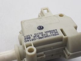 Volkswagen PASSAT CC Motor de bloqueo de puertas 3C8810773A