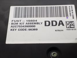 Ford Fusion II Maitinimo valdymo blokas FU5T15604DDA