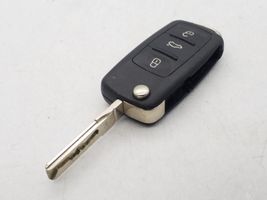 Volkswagen Jetta VI Ignition key/card 5K0837202AK