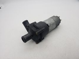 Mercedes-Benz Sprinter W901 W902 W903 W904 Zusatzwasserpumpe 0018351364