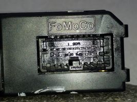 Ford Kuga II Gniazdo / Złącze USB F1CT14F014AA