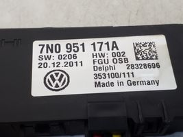 Volkswagen Touran II Alarm control unit/module 7N0951171A