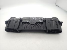 Mercedes-Benz CLS C219 Panel klimatyzacji 2198300985