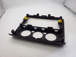 Ford Focus Klimato kontrolės/ pečiuko kontrolės apdaila 4M5118522ADW