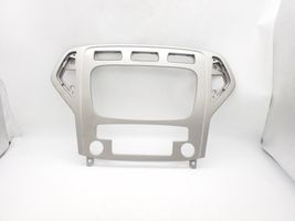 Ford Mondeo MK IV Console centrale, commande chauffage/clim 7S7118522