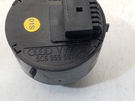 Volkswagen Jetta VI Sunroof switch 5C6959561A