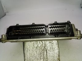 Volkswagen Polo V 6R Komputer / Sterownik ECU silnika 03E906023L