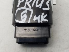 Toyota Prius (XW20) Engine start stop button switch 7102Q62C