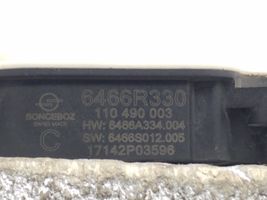 Ford Focus Jäähdyttimen jäähdytinpuhaltimen suojus 6466R330