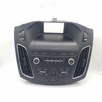 Ford Focus ST Panel / Radioodtwarzacz CD/DVD/GPS J1ET18K811LA