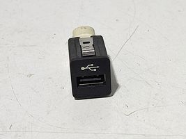 BMW 5 F10 F11 Connecteur/prise USB 9167196