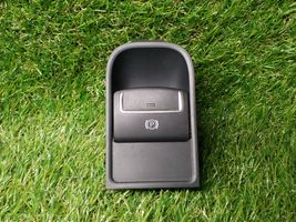 Volkswagen Tiguan Przycisk / Włącznik hamulca ręcznego 7N0927225