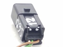 Volvo S60 Connettore plug in AUX 31285608