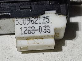 Skoda Fabia Mk2 (5J) Przycisk centralnego zamka 5J0962125