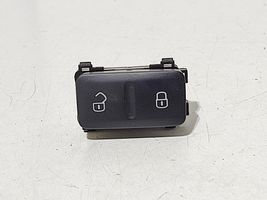 Volkswagen Jetta VI Central locking switch button 5C6962125B