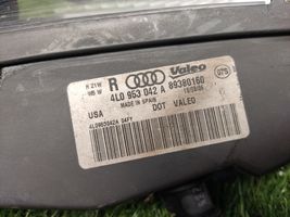 Audi Q7 4L Front indicator light 4L0953042A