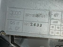Audi Q5 SQ5 Kojelauta 8R1858041