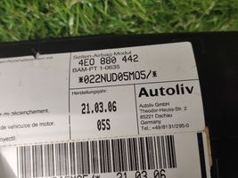 Audi A8 S8 D3 4E Poduszka powietrzna Airbag fotela 4E0880242