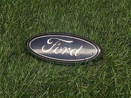 Ford Focus Manufacturer badge logo/emblem 97AB8K141AA