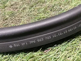 Volkswagen Touareg II Engine compartment rubber 7P6823723