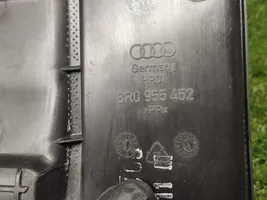 Audi Q5 SQ5 Langų skysčio bakelio užpylimo vamzdelis 8R0955452