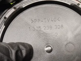 Audi A4 S4 B8 8K Osłona żarówki lampy przedniej 1305239308