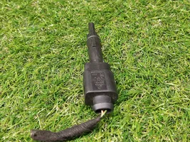 Audi A6 S6 C5 4B Sonde température extérieure 4B0820535A