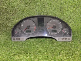 Audi A8 S8 D2 4D Compteur de vitesse tableau de bord 4D0919931KX