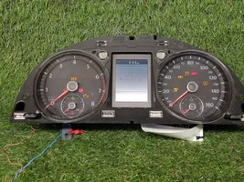 Volkswagen PASSAT CC Speedometer (instrument cluster) 3C8920981B