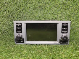 Land Rover Range Rover L322 Monitor / wyświetlacz / ekran YIK500090