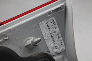 Ford Escape Lampy tylnej klapy bagażnika CJ5413A603AJ