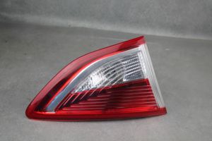 Ford Escape Lampy tylnej klapy bagażnika CJ5413A603AJ