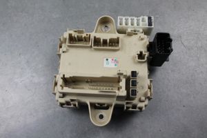 Lexus RX 300 Fuse module 