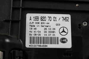 Mercedes-Benz B W245 Illuminazione sedili anteriori A1698207001