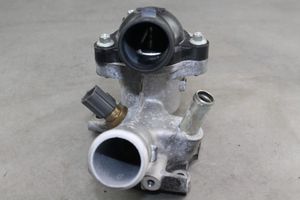 Mazda 6 Termostato/alloggiamento del termostato PE0115172