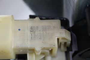 Ford Escape Priekšpusē elektriskā loga pacelšanas mehānisma komplekts 0130822732