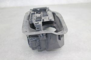 Mercedes-Benz C W204 Maniglia di rilascio del tappo carburante A2046300067