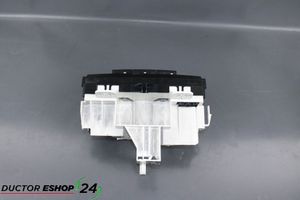 Mazda 5 Oro kondicionieriaus/ klimato/ pečiuko valdymo blokas (salone) HCC33