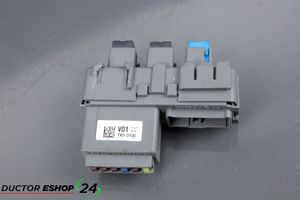 Honda Civic IX Module de fusibles V01TV00130