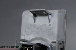 Chrysler Sebring (JS) Tailgate opening switch 1CM40TRMAB