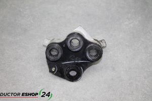 Mazda 6 Supporto di montaggio scatola del cambio KD6239010