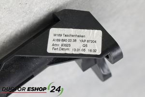 Mercedes-Benz A W169 Fissaggio gancio/anello A1696900338