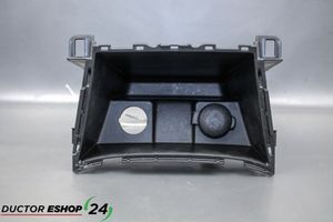 Suzuki Celerio Cita veida vidus konsoles (tuneļa) elementi 7382484M0