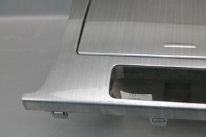 Mazda 6 Porte-gobelet avant GS8S64361