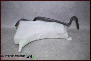 Mazda MX-5 ND Réservoir de liquide lave-glace P51B15350