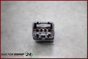 Hyundai ix20 Autres commutateurs / boutons / leviers 933901K900