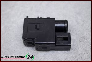 Lexus RX 330 - 350 - 400H Czujnik temperatury wewnętrznej 1135800870