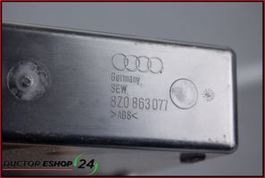 Audi A2 Schowek deski rozdzielczej 8Z0863077