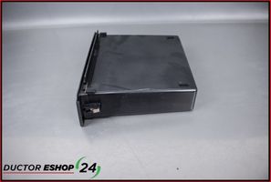 Audi A2 Glove box 8Z0863077