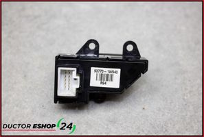 KIA Rio Monitor/display/piccolo schermo 937201W940